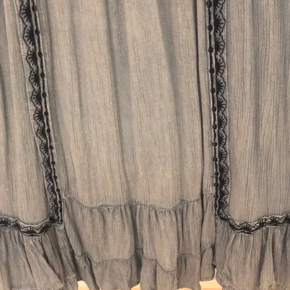 Dress - Picture 3 of 7